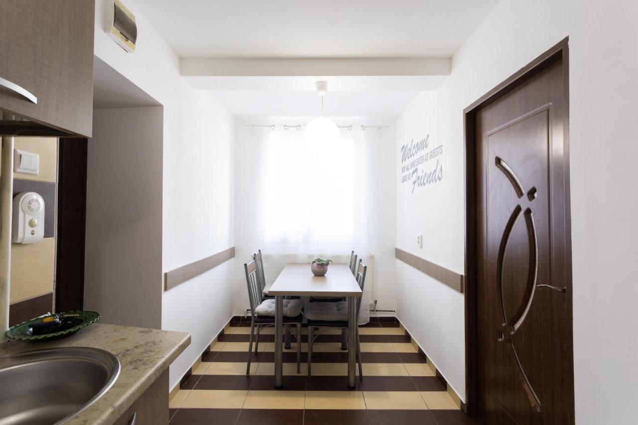 Central Apartment Târgu-Mureş Exteriér fotografie